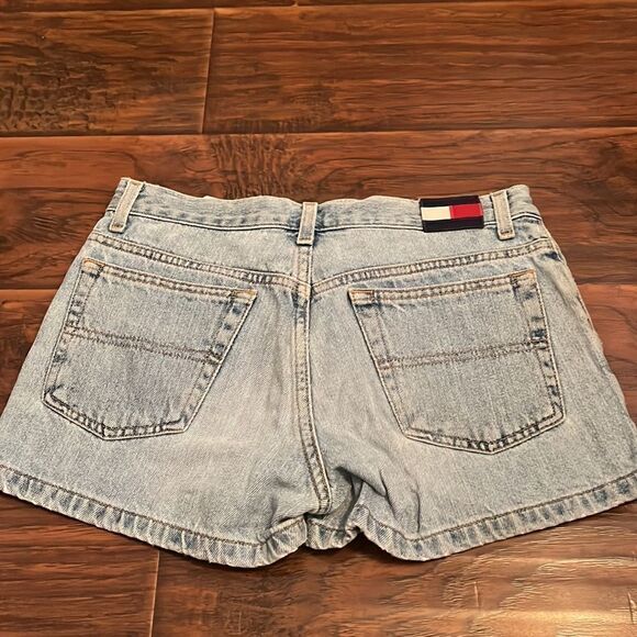 Vintage Tommy Hilfiger Tommy Jeans Blue Distressed Denim Shorts - Picture 2 of 10